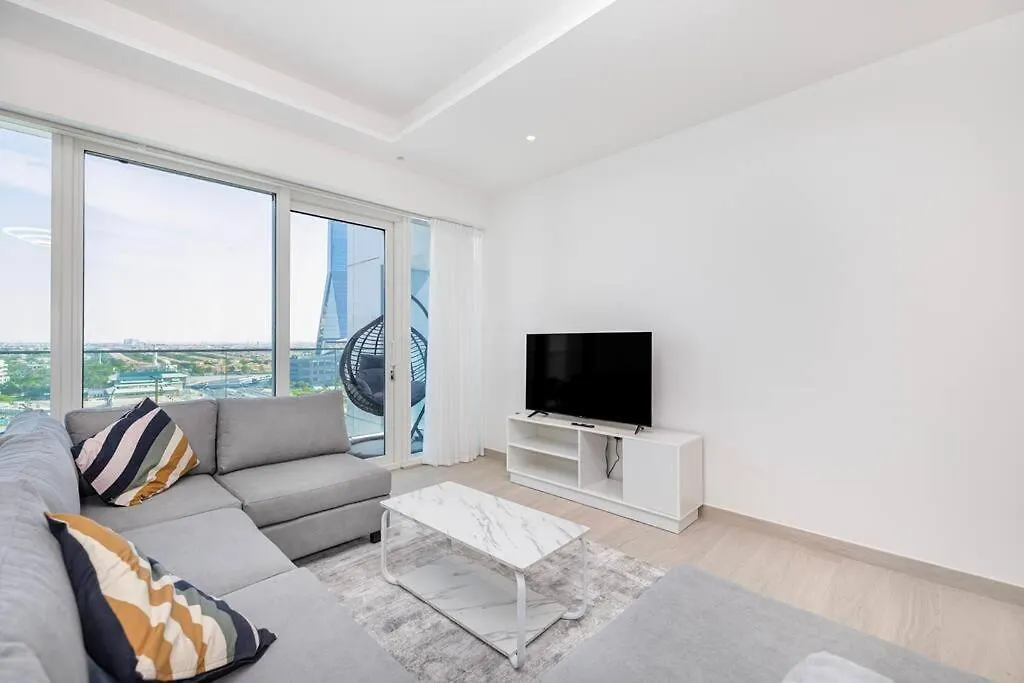 Luxurious 3Bedroom Apartment Dubai United Arab Emirates