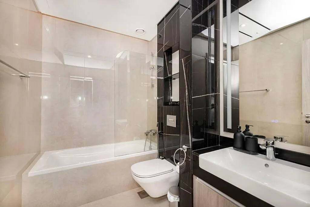 Luxurious 3Bedroom Apartment Dubai